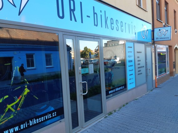 Profesionální servis vidlic, tlumičů, silničních i MTB kol a komponentů všech značek.